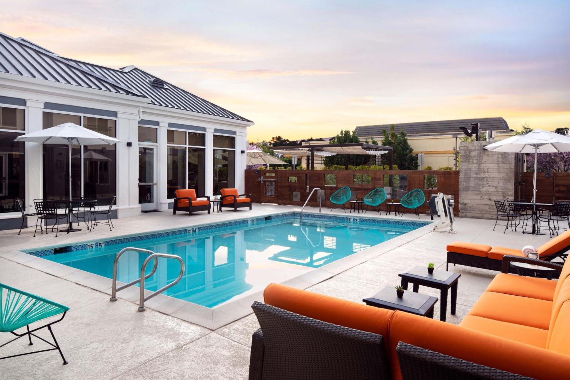 Aloft Mountain View Hotel Eksteriør billede