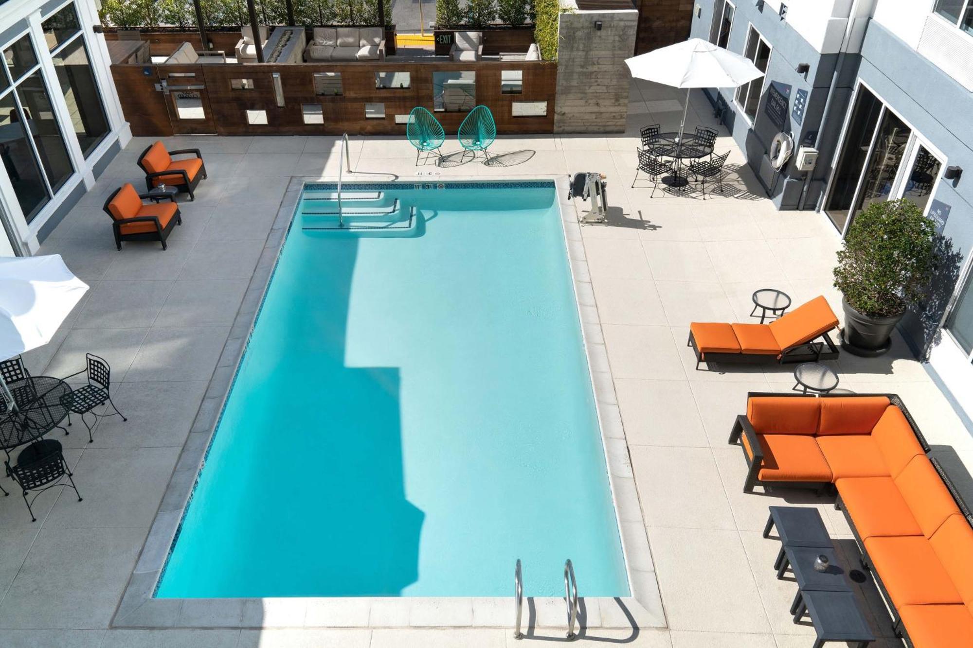 Aloft Mountain View Hotel Eksteriør billede
